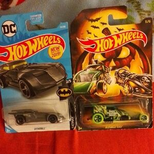 Hot Wheels Batman & Altered Ego Toy Car Set